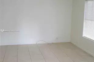 19800 SW 180th Ave, Miami, FL 33187 - Photo 9