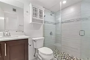 1391 W Fairway Rd, Pembroke Pines, FL 33026 - Photo 17