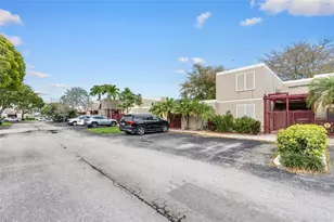 1391 W Fairway Rd, Pembroke Pines, FL 33026 - Photo 33