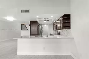 1391 W Fairway Rd, Pembroke Pines, FL 33026 - Photo 13