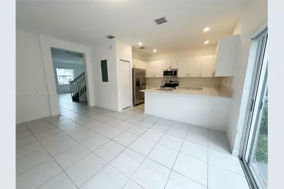 1684 SE 26th Ter #1684, Homestead, FL 33035 - Photo 9