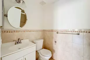 6968 SW 39th St, Davie, FL 33314 - Photo 13