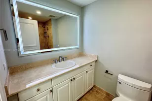 3201 NE 183rd St, Aventura, FL 33160 - Photo 21