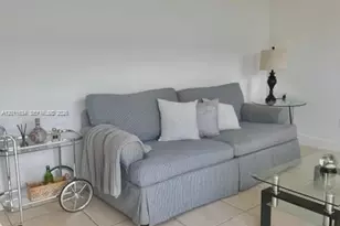 3868 NE 169th St, North Miami Beach, FL 33160 - Photo 9