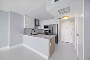 20335 W Country Club Dr, Aventura, FL 33180 - Photo 3