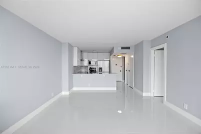 20335 W Country Club Dr #1905, Aventura, FL 33180 - Photo 7