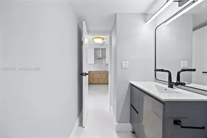 20335 W Country Club Dr #1905, Aventura, FL 33180 - Photo 19
