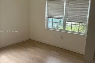 411 NW 106th St, Miami, FL 33150 - Photo 11