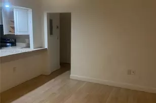411 NW 106th St, Miami, FL 33150 - Photo 3