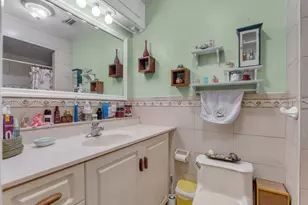 520 NW 32nd Pl, Miami, FL 33125 - Photo 59