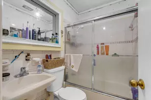 520 NW 32nd Pl, Miami, FL 33125 - Photo 55