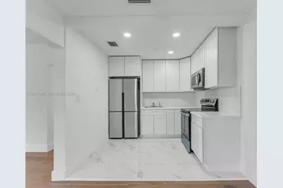 520 NW 32nd Pl #520, Miami, FL 33125 - Photo 11