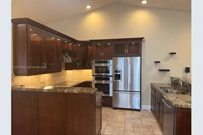 1258 Sabal Trl #1258, Weston, FL 33327 - Photo 3