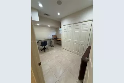1258 Sabal Trl #1258, Weston, FL 33327 - Photo 11