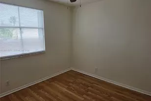 6178 Buena Vista Dr, Margate, FL 33063 - Photo 17
