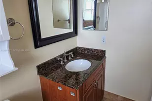 6178 Buena Vista Dr, Margate, FL 33063 - Photo 15