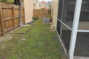 6178 Buena Vista Dr, Margate, FL 33063 - Photo 5
