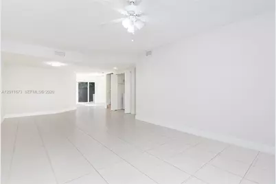 8902 NW 109th Ct #1204, Doral, FL 33178 - Photo 7