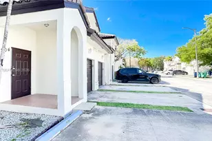 8902 NW 109th Ct, Doral, FL 33178 - Photo 5