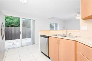 8902 NW 109th Ct, Doral, FL 33178 - Photo 23