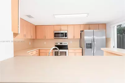 8902 NW 109th Ct #1204, Doral, FL 33178 - Photo 19