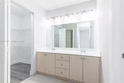 8902 NW 109th Ct #1204, Doral, FL 33178 - Photo 39