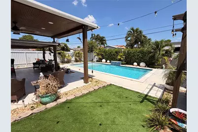 315 W 62nd St, Hialeah, FL 33012 - Photo 11