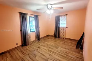 1124 NE 7th St, Hallandale Beach, FL 33009 - Photo 17