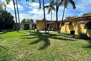 1124 NE 7th St, Hallandale Beach, FL 33009 - Photo 37
