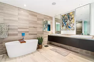 3300 NE 188th St, Aventura, FL 33180 - Photo 25