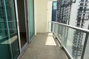 300 S Biscayne Blvd, Miami, FL 33131 - Photo 13