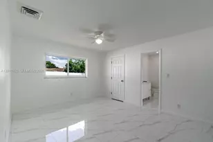 510 NW 97th Terrace, Pembroke Pines, FL 33024 - Photo 15