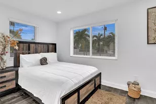 100 NW 8th Ave, Hallandale Beach, FL 33009 - Photo 39