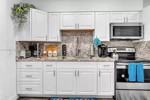 100 NW 8th Ave, Hallandale Beach, FL 33009 - Photo 23