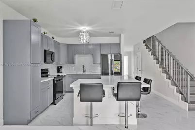 1968 NW 25th Ave #1968, Miami, FL 33125 - Photo 17
