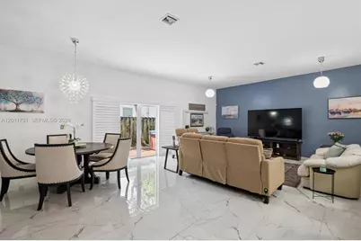 2949 SW 18th Ter, Fort Lauderdale, FL 33315 - Photo 7