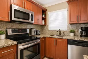 2900 W Sunrise Lakes Dr, Sunrise, FL 33322 - Photo 13