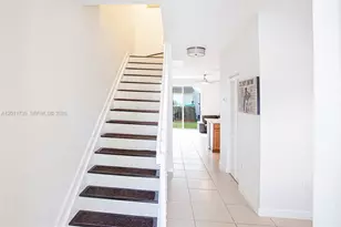 132 SE 28th Pl, Homestead, FL 33033 - Photo 3