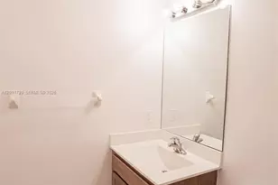 132 SE 28th Pl, Homestead, FL 33033 - Photo 13