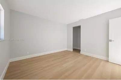333 NW 17th Ct #203B, Fort Lauderdale, FL 33311 - Photo 9