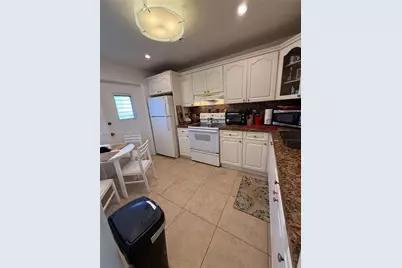 500 NE 14th Ave #302, Hallandale Beach, FL 33009 - Photo 5