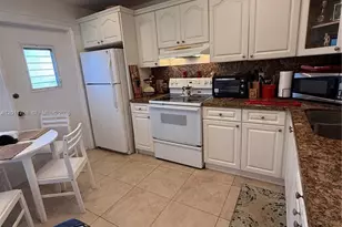 500 NE 14th Ave, Hallandale Beach, FL 33009 - Photo 5