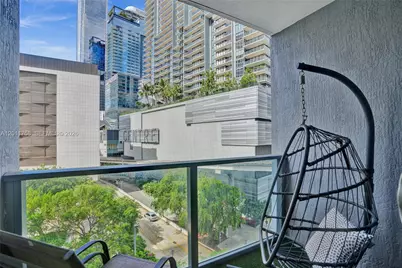 31 SE 6th St #805, Miami, FL 33131 - Photo 21