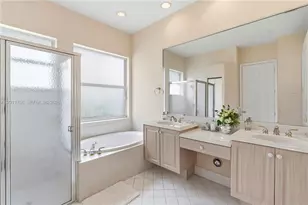 980 SW 171st Terrace, Pembroke Pines, FL 33027 - Photo 19