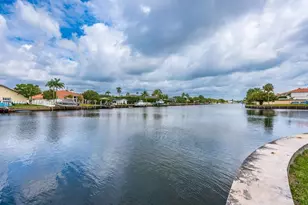 2101 Atlantic Shores Blvd, Hallandale Beach, FL 33009 - Photo 39