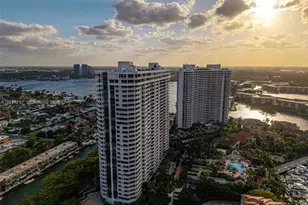 2000 Island Blvd, Aventura, FL 33160 - Photo 65