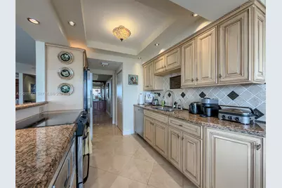 2000 Island Blvd #2503, Aventura, FL 33160 - Photo 13