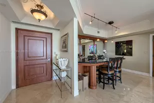 2000 Island Blvd, Aventura, FL 33160 - Photo 21