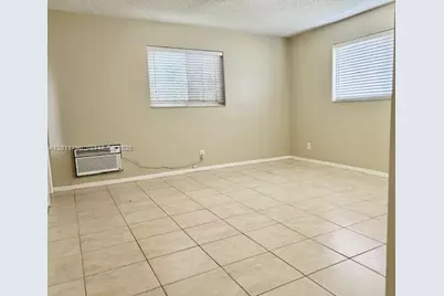 1328 Arthur St, Hollywood, FL 33019 - Photo 11