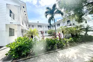 601 S 19th Ave, Hollywood, FL 33020 - Photo 1